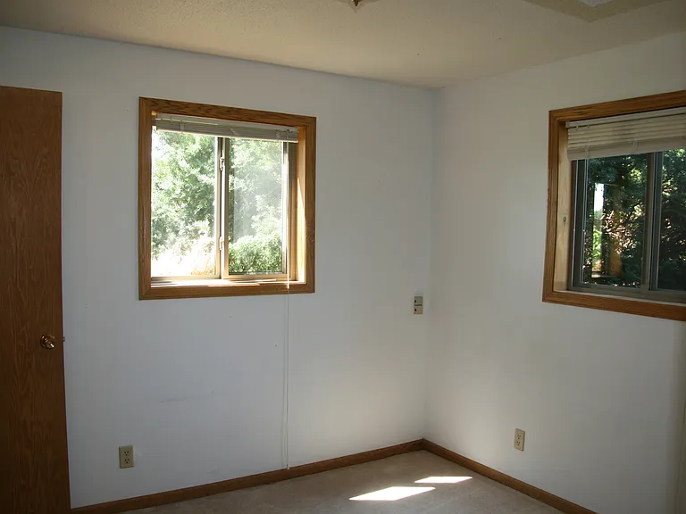 361 Sunset Dr — Photo 20