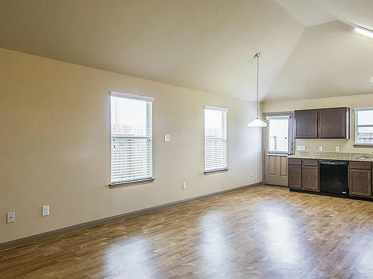 5611 Long Arbor Ln — Photo 6