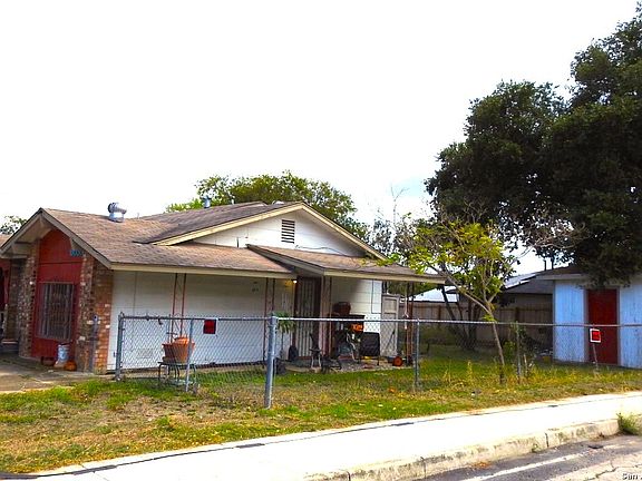 4th image of 6038 PADDOCK DR