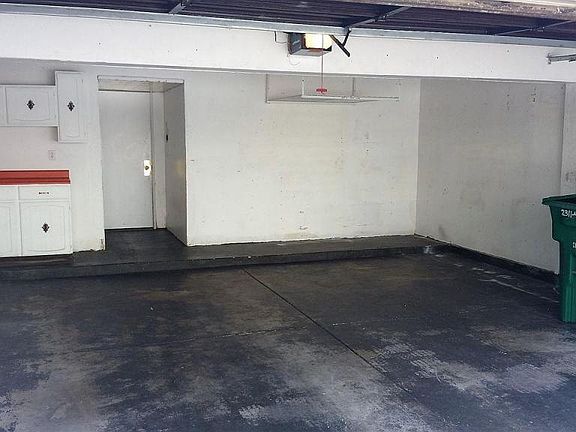 3rd image of 2311 Sycamore Glen Dr