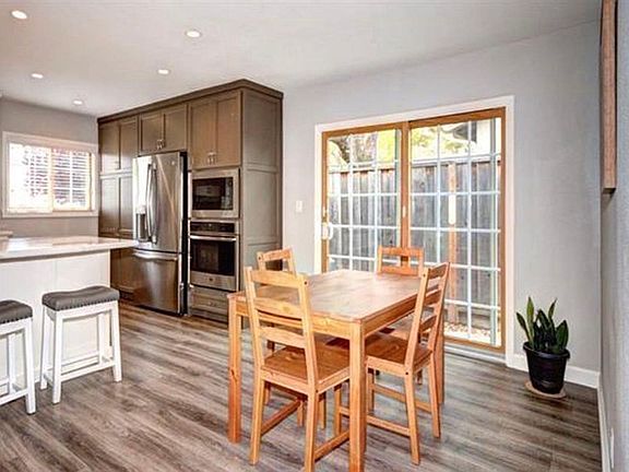 5th image of 1821 Charmeran Ave #1821