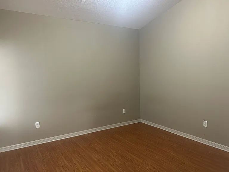 10411 SW 85th Ct — Photo 18