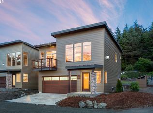 27 Basalt Loop, Yachats, OR 97498