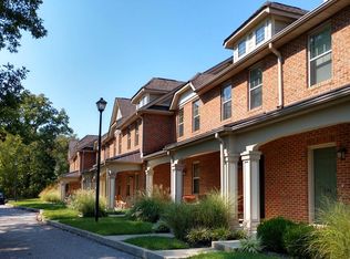 212 Park Pointe Way #212, Huntington, WV 25701