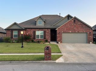 10544 E 141st Ct N, Collinsville, OK 74021