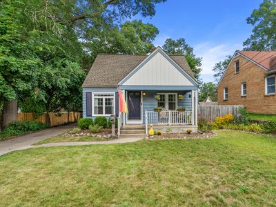 876 Burke Ave NE, Grand Rapids, MI, 49503
