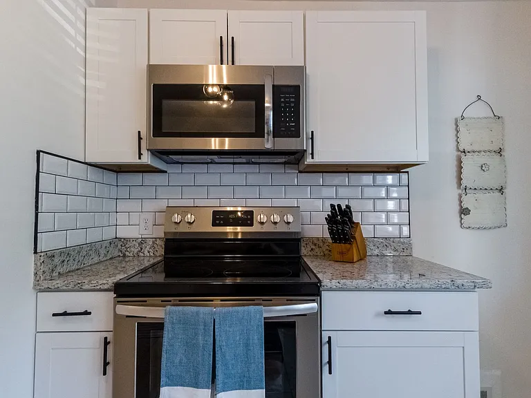 1421 Colin Kelly Dr — Photo 26