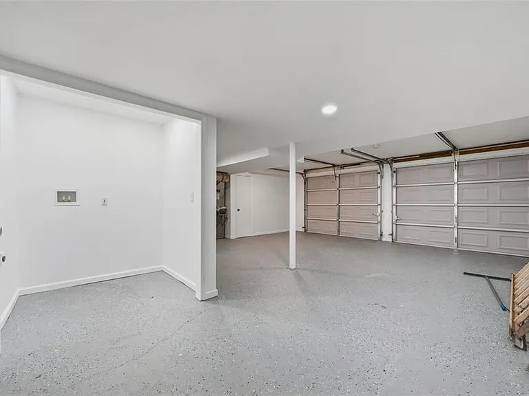 3920 Wedgefield Cir — Photo 17