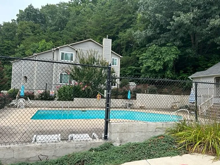 6131 Old Plank Rd — Photo 9