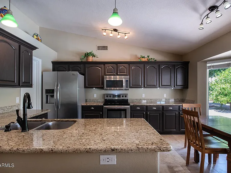 9406 E Ellis St — Photo 13