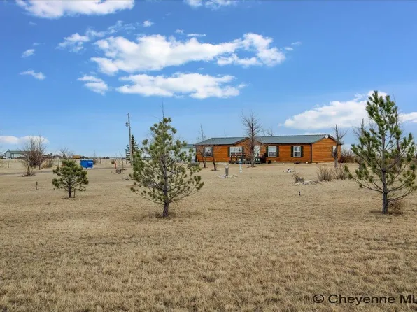 3827 Sunny Glenn Ln, Carpenter, WY 82054