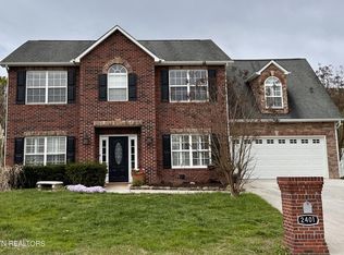 2401 Middlebrook Ridge Ln, Knoxville, TN 37931