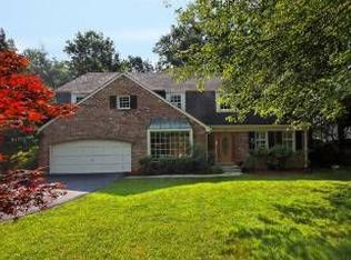 9317 Boothe St, Alexandria, VA 22309