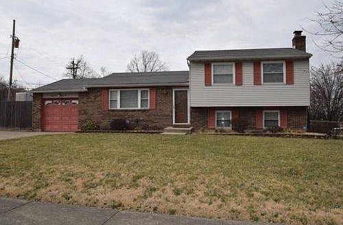 1st image of 2756 Spruceway Dr