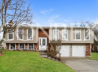 120 Western Knoll Dr, Cleves, OH 45002