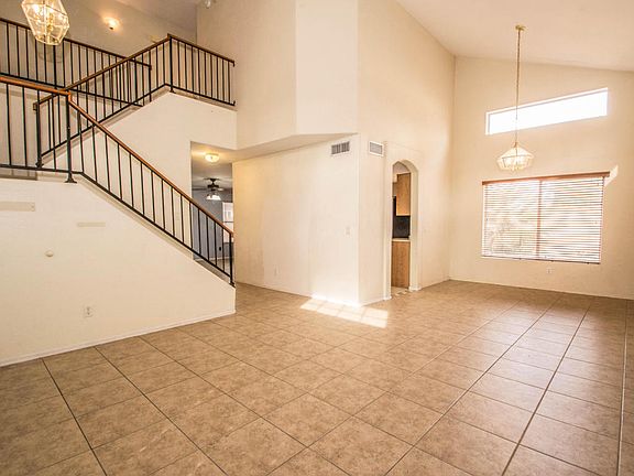 4th image of 5024 E Harmony Ave