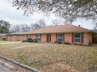 2009 Cliffside Dr, Edgecliff Village, TX 76134