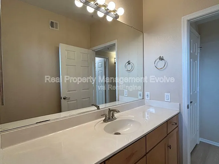 425 W Rio Salado Pkwy #317 — Photo 39