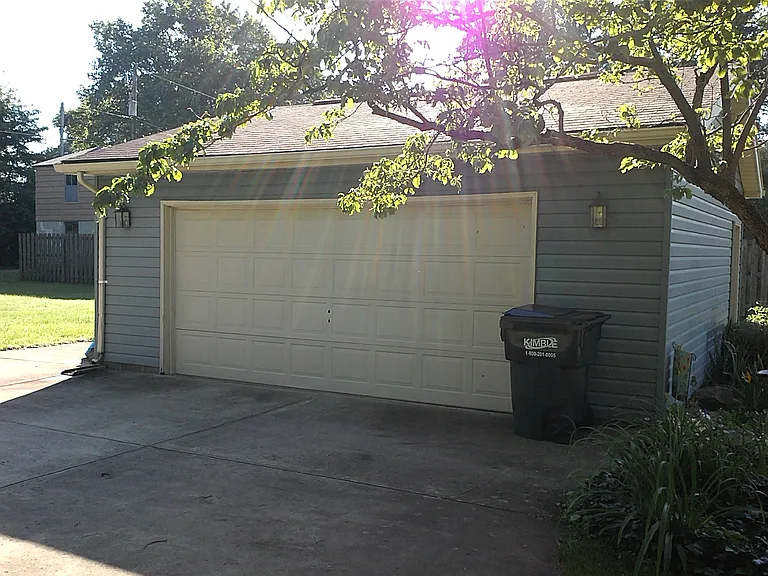 433 Water St SW — Photo 3