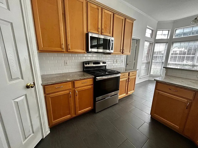 7154 Tularosa Ct — Photo 9