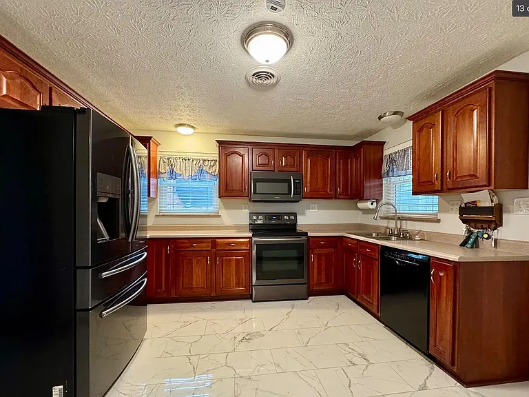 8611 Butler Warren Rd — Photo 3
