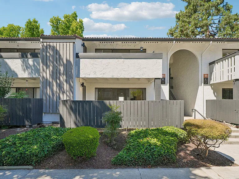 Summerwood Apartments — Photo 39