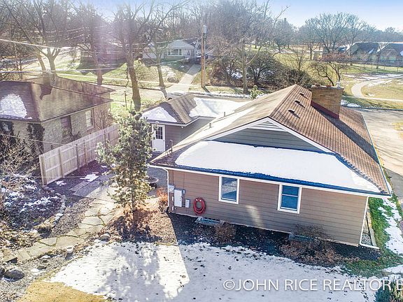 5th image of 331 Comstock Blvd NE