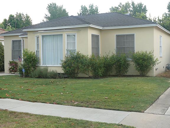 3rd image of 17551 Lemay Pl