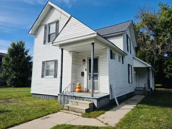 302 W Hart St, Bay City, MI 48706