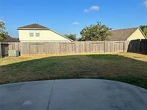 23251 Gallanda Dr — Photo 19