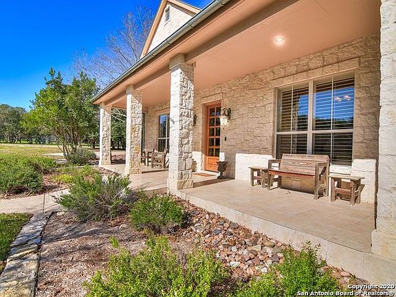 2nd image of 215 Hill Country Ln
