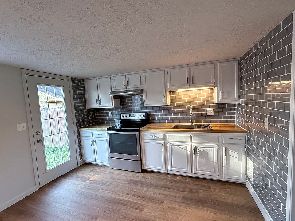 1st image of 1145 Harman Dr #0