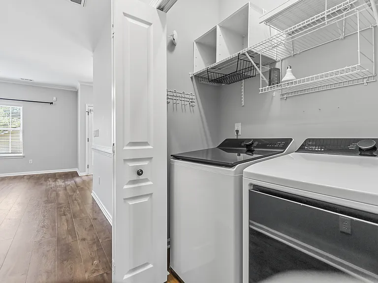 8710 Arrowhead Place Ln — Photo 15