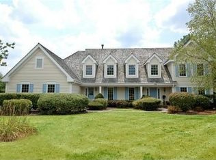 430 Shagbark Ct, Barrington, IL 60010