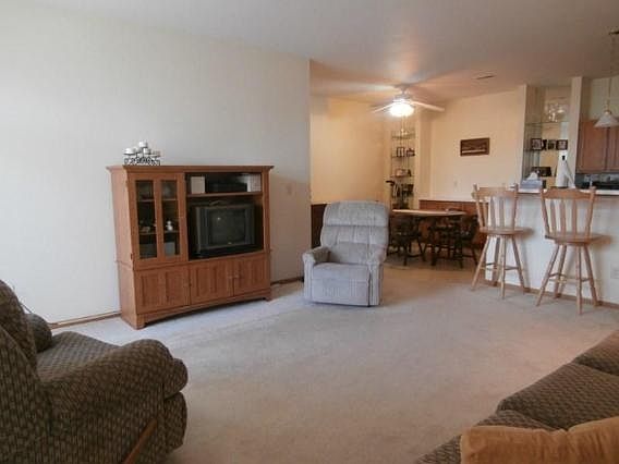 2nd image of 6901 S Rolling Meadows Ct #101