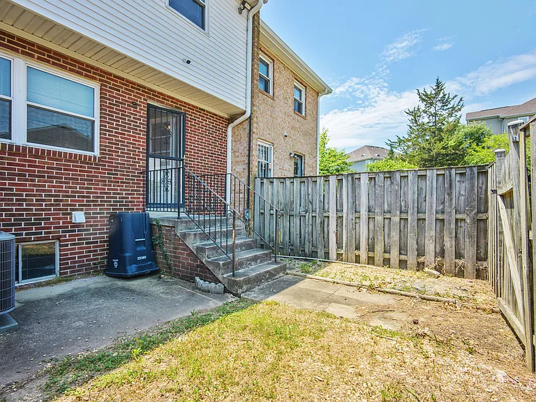 3019 Sunset Ln — Photo 16