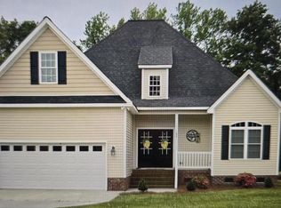 153 Waller Farm Rd, Kinston, NC 28504