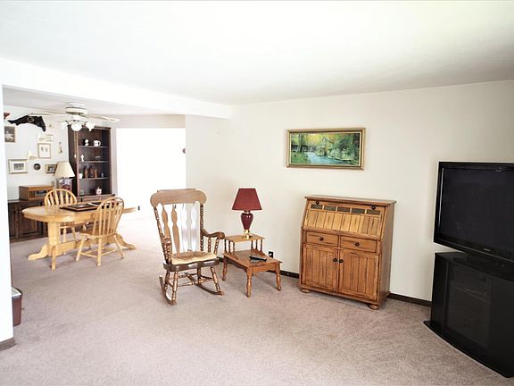3rd image of 9 Tilley Ave
