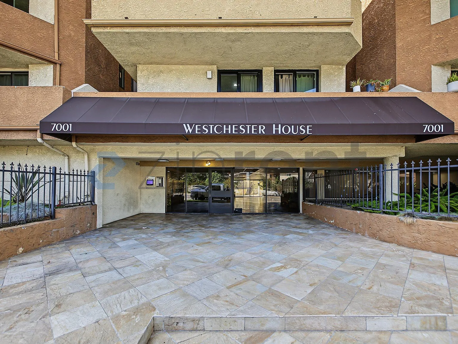 2 bed, 1000 sqft, $2,950 — Photo 3
