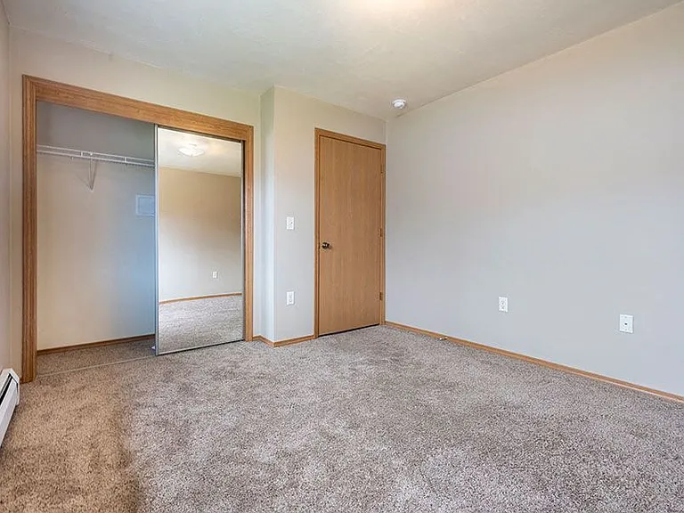 Whiting Avenue Estates — Photo 9