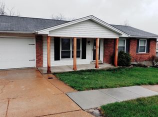 5367 Glencullen Way, Saint Louis, MO 63128