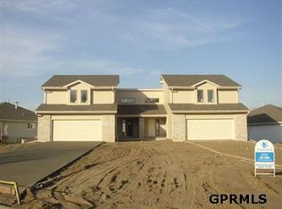 1028 Shoal Pointe, Carter Lake, IA 51510