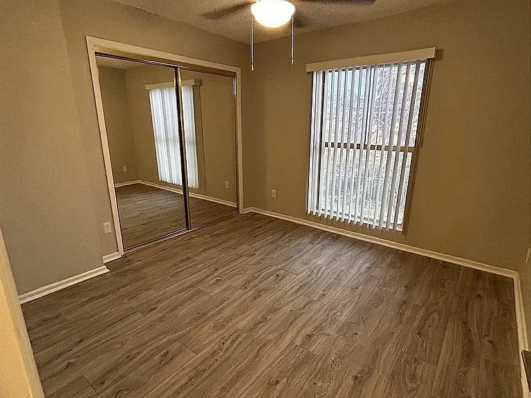Bedroom_3_Entry_677766