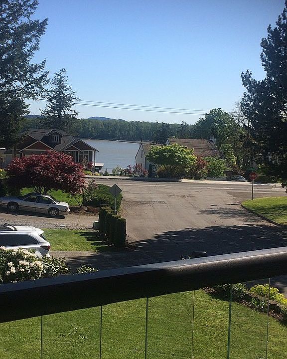 1st image of 2307 SE 106th Ave