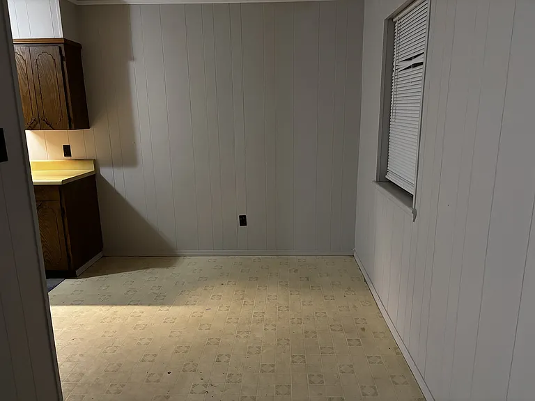 710 E O St #4 — Photo 4