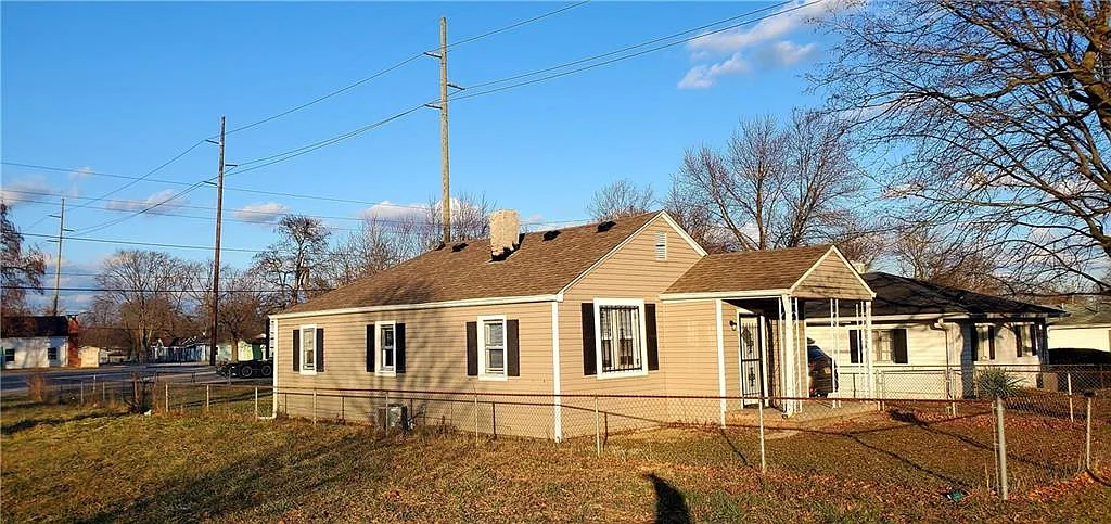 5106 W Raymond St photo 1