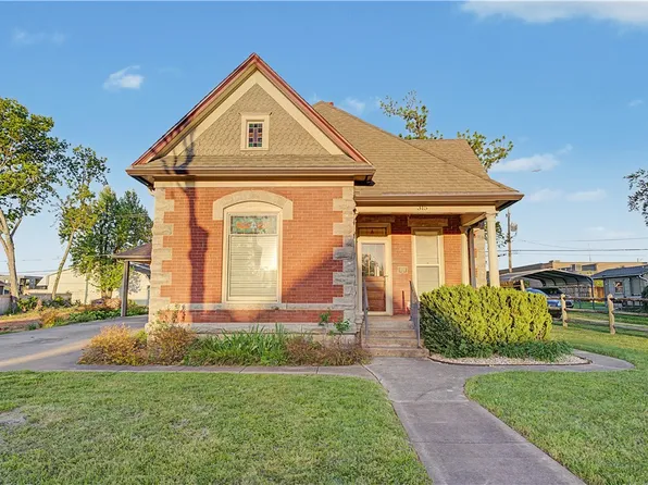 315 N 3rd St, Rogers, AR 72756