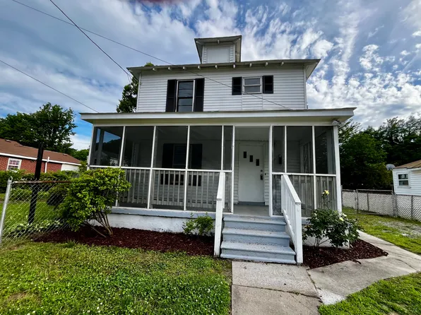 107 Lewis Ave, Suffolk, VA 23434