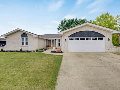 1205 Shagbark Rd, New Lenox, IL, 60451