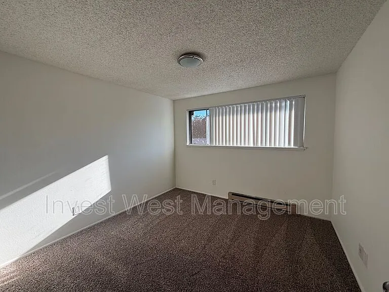 319 NE 104th Ave #B — Photo 15